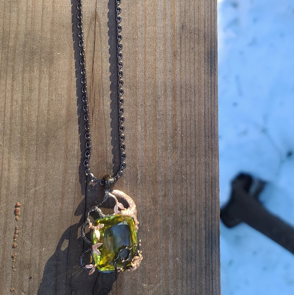 HOST PICK! HUGE 43.4k Yellow Quartz w/Peridot Spider Sterling & Rhodium 18" - Picture 13 of 15